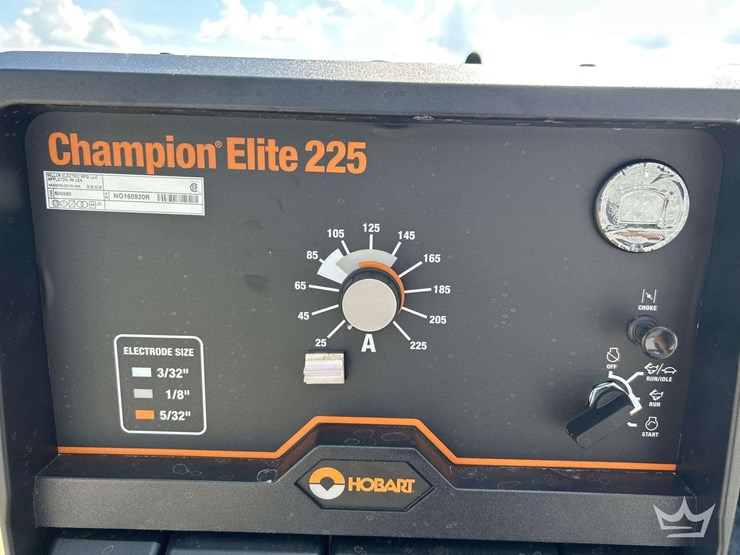 2023-ford-f550-image-27