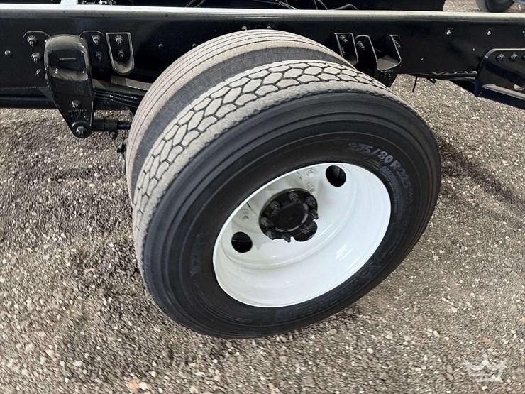 2012-kenworth-t300-image-20