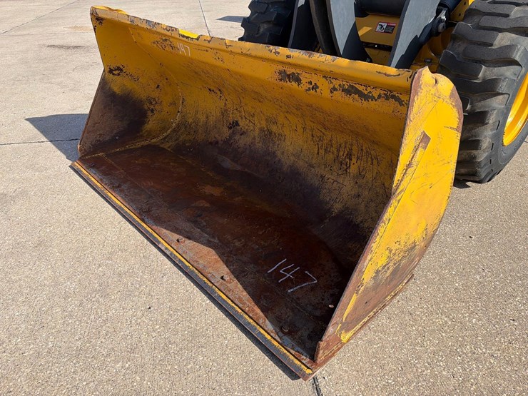 deere-344l-image-7