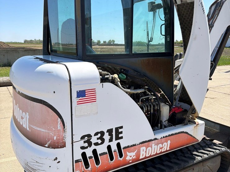 2001-bobcat-331e-image-30
