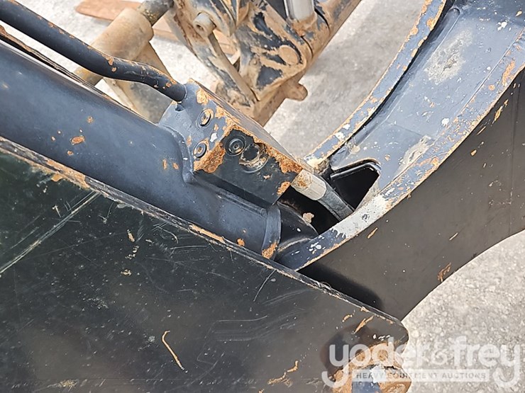 2020-jlg-1255-image-11