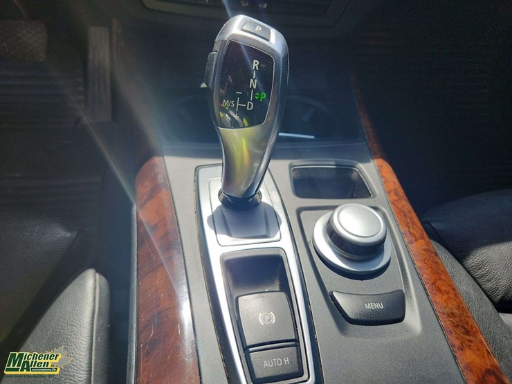 2009-bmw-x5-image-24