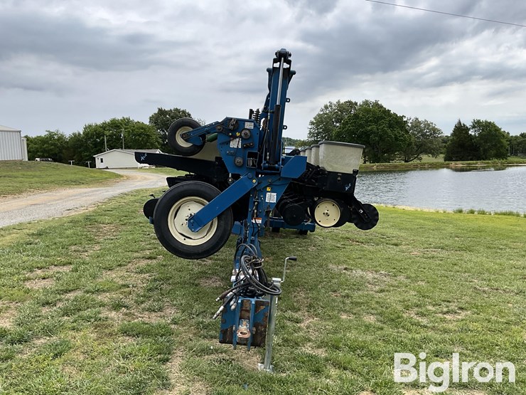 kinze-2600-image-2