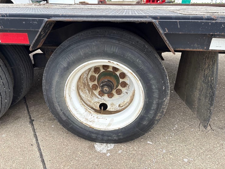 2010-97”-x-36’-pj-trailers-gooseneck-deck-over-trailer-image-12