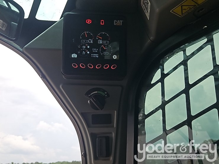 2022-caterpillar-299d3-xe-image-29