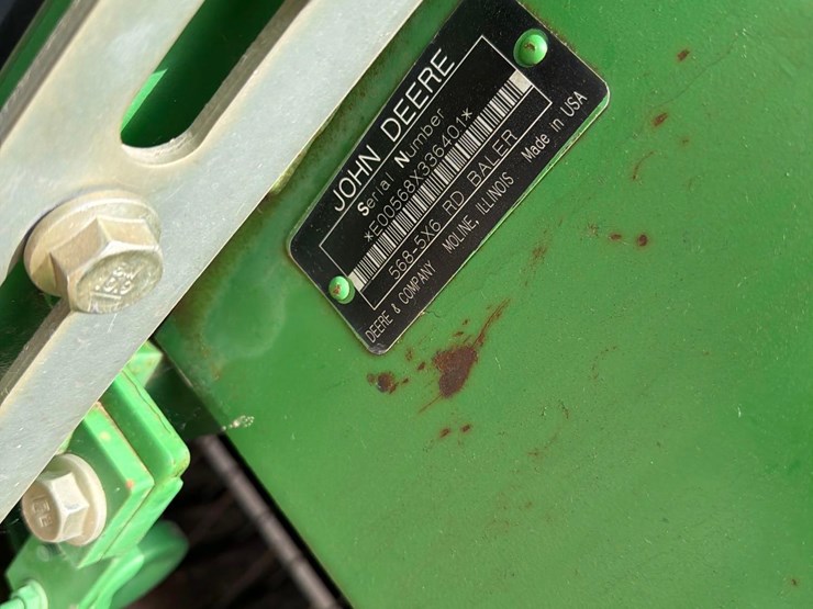 john-deere-568-image-40