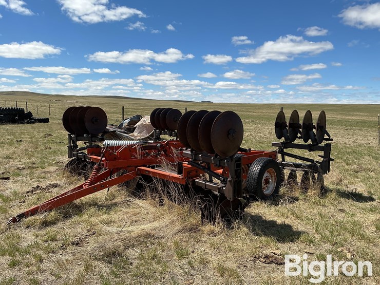 allis-chalmers-2300d-disk-harrow-image-1