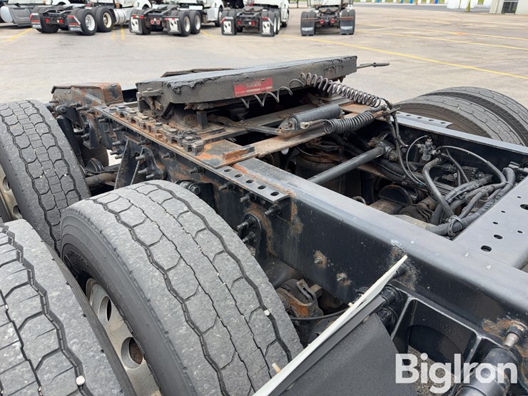2015-international-prostar-image-20