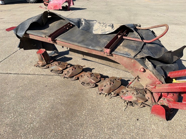 2013-new-holland-h6740-image-22