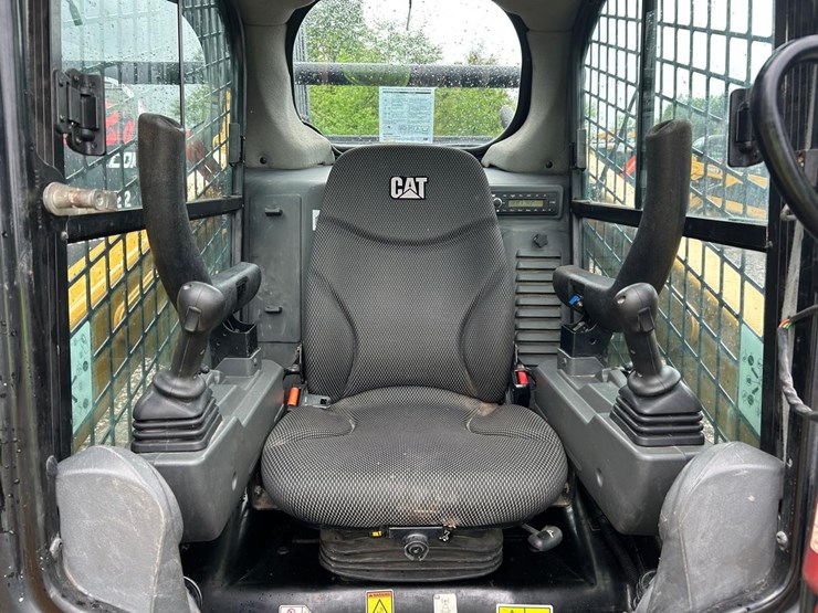 2022-caterpillar-259d3-image-20