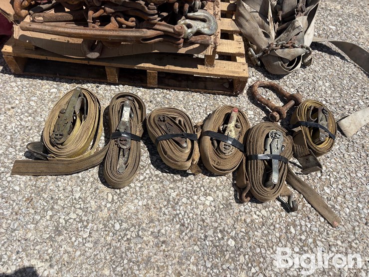 pallet-of-straps-&-binders-image-11