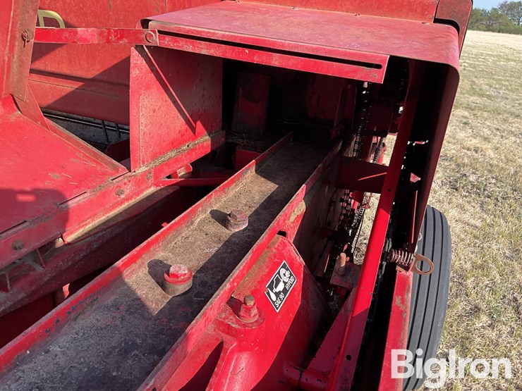 new-holland-315-image-14