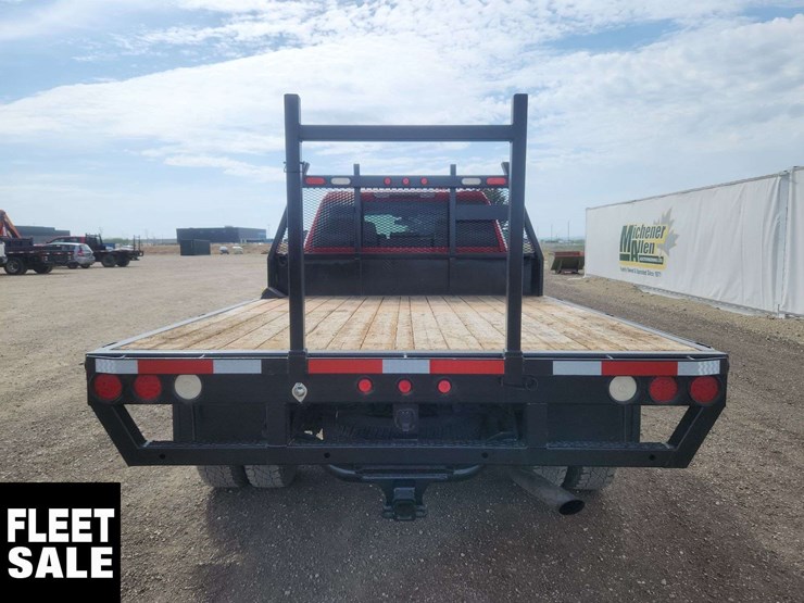 2020-chevrolet-silverado-3500hd-image-8