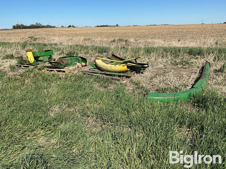 john-deere-5830-image-1
