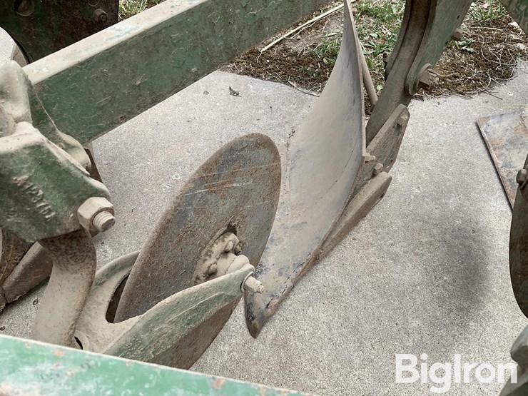 john-deere-125-image-13