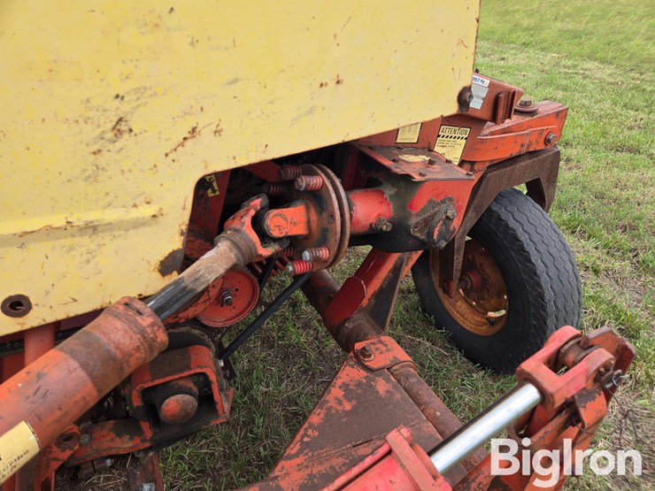 new-holland-495-image-9