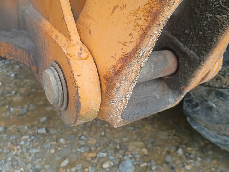 case-580m-image-60