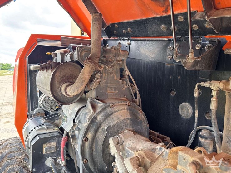 2013-jlg-860sj-image-12