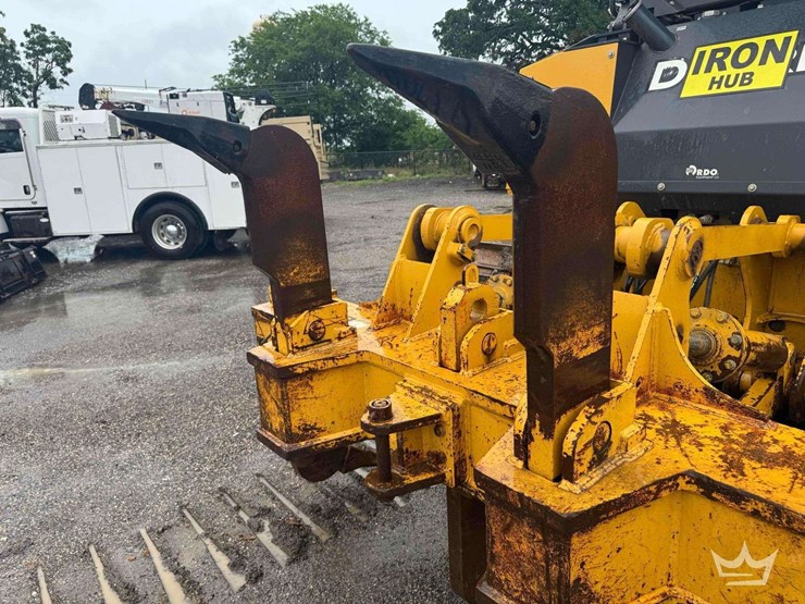 2021-deere-850l-wlt-image-45
