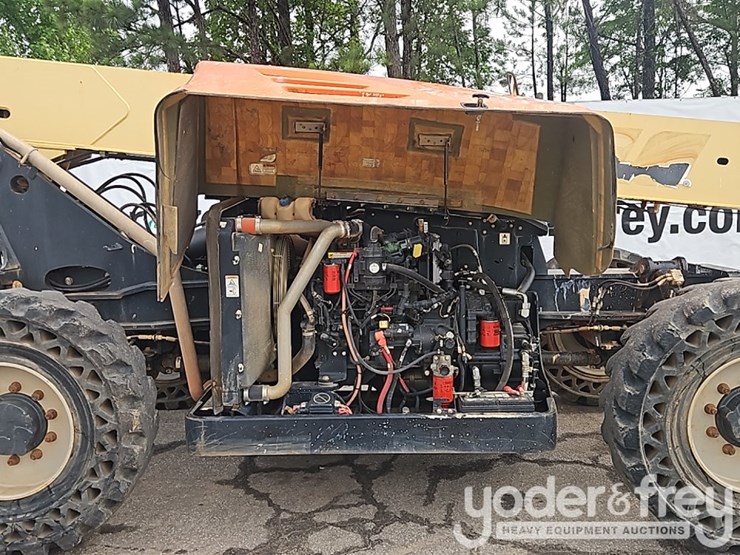 2016-jlg-g6-42a-image-19