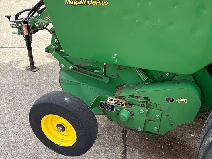john-deere-569-image-10
