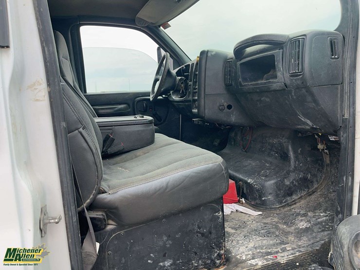 2005-gmc-topkick-c7500-image-19