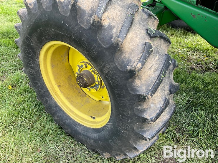 1988-john-deere-8820-titan-ii-image-11