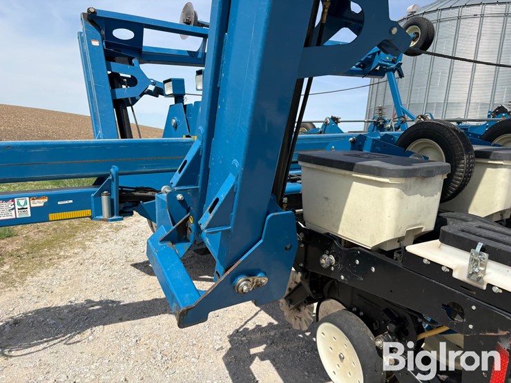 kinze-3800-image-11