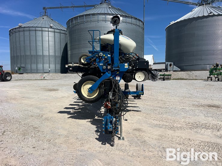 kinze-3600-image-2