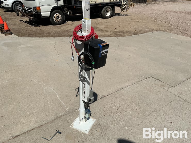 strong-arm-p10-dc-electric-winch-on-coleman-crane-image-5