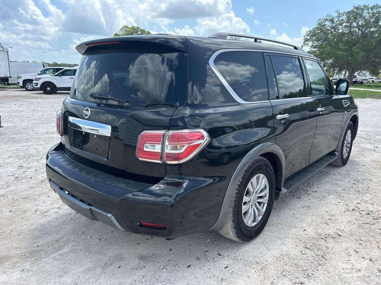 2019-nissan-armada-image-3