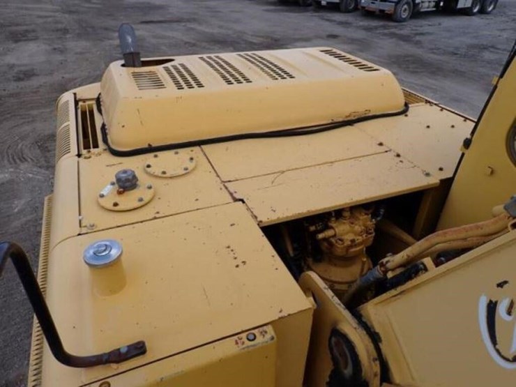 2001-deere-270-lc-image-39