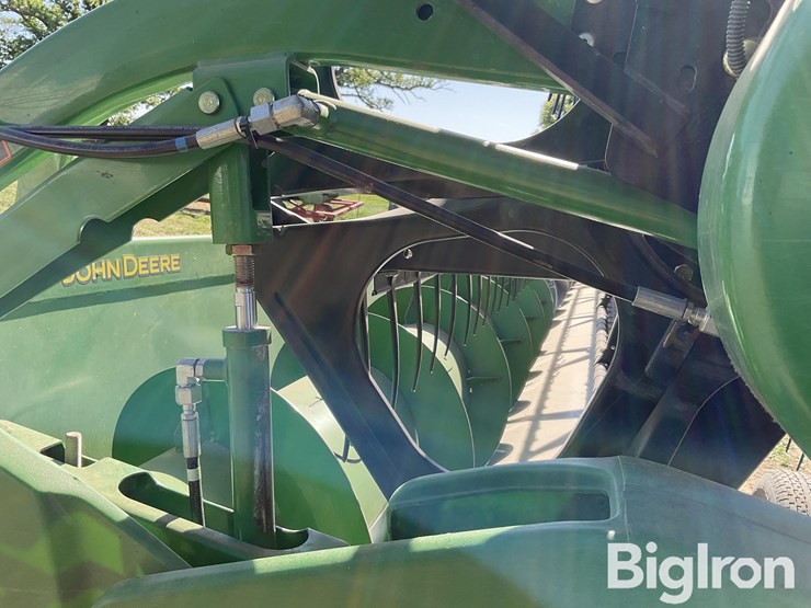 2009-john-deere-630f-image-19