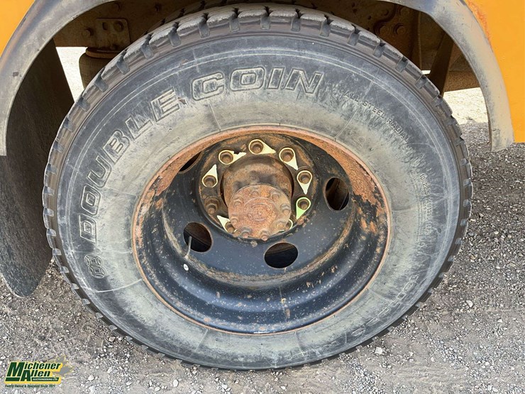 2012-ic-bus-ce-image-11
