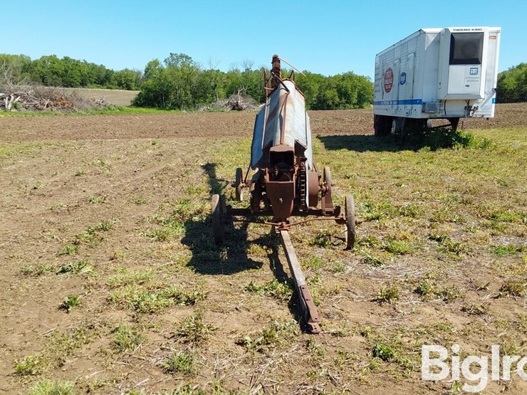john-deere-25-image-2