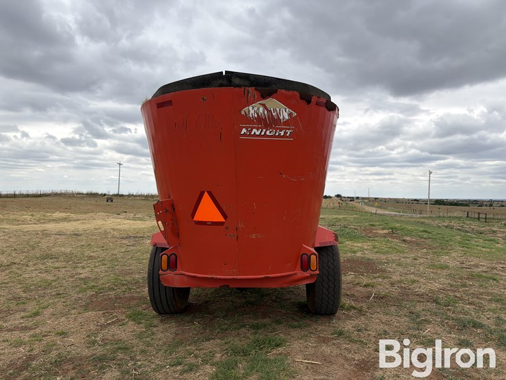kuhn-5144-feed-mixer-image-6