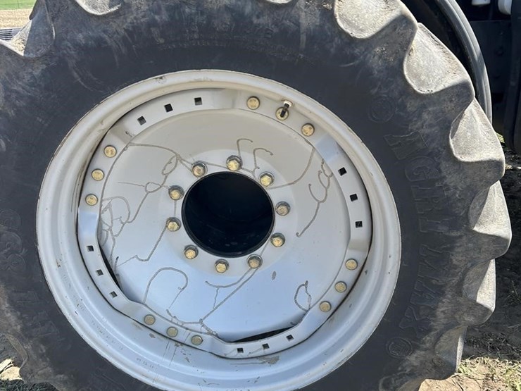 2005-agco-dt180a-image-9