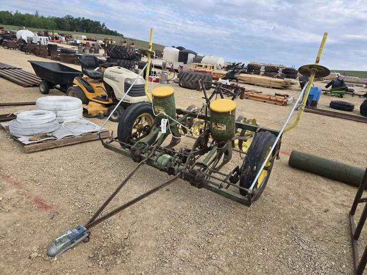john-deere-2-image-1