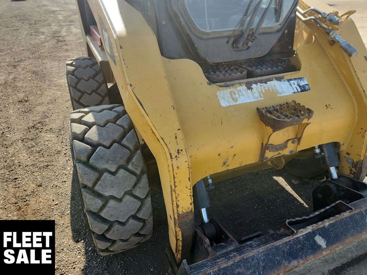 caterpillar-252b-image-26