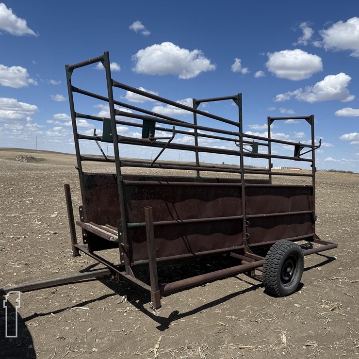 LOADING CHUTE 3910
