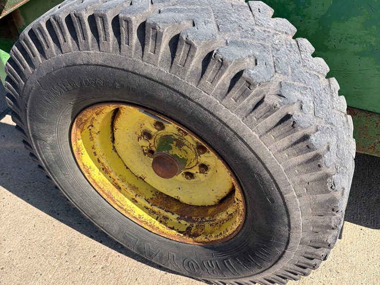 john-deere-450-image-13