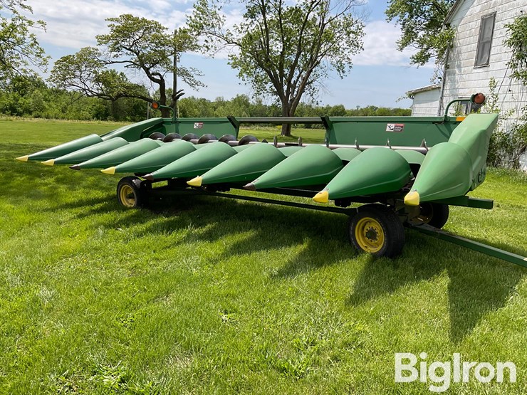 john-deere-843-image-1