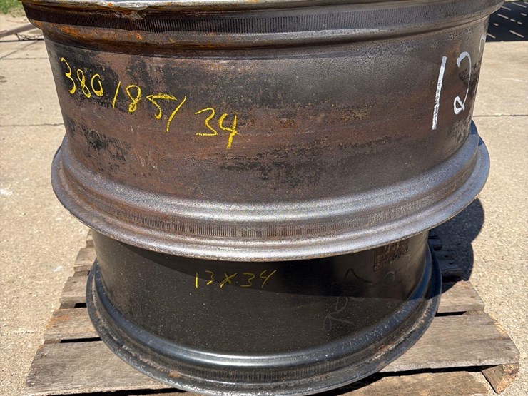 case-ih-380-image-8