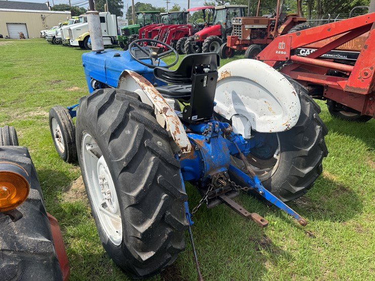 ford-3600-image-4