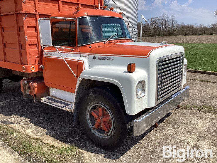 1976-international-loadstar-image-12