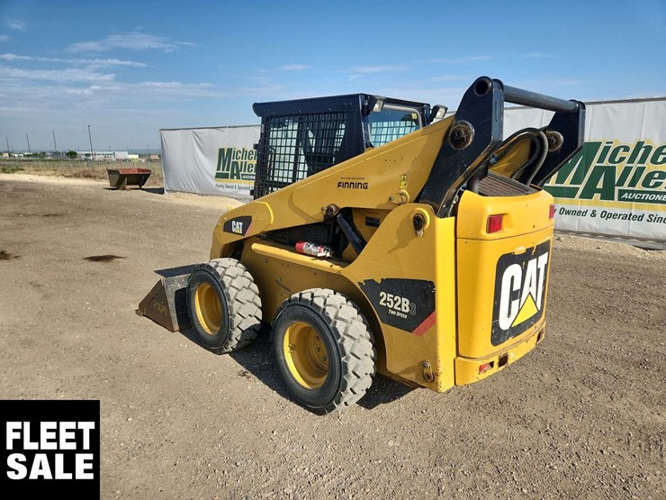 caterpillar-252b-image-2