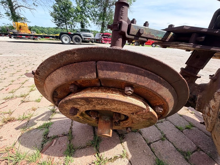 #24071-•-two-bottom-moldboard-plow-image-10
