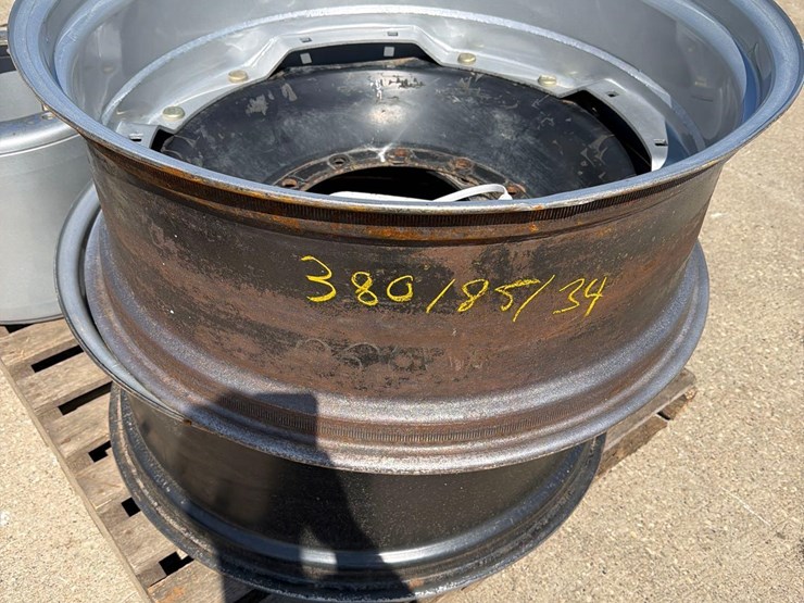 case-ih-380-image-11