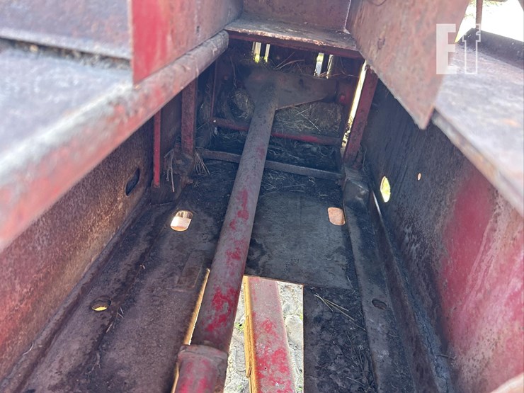 new-holland-68-image-19