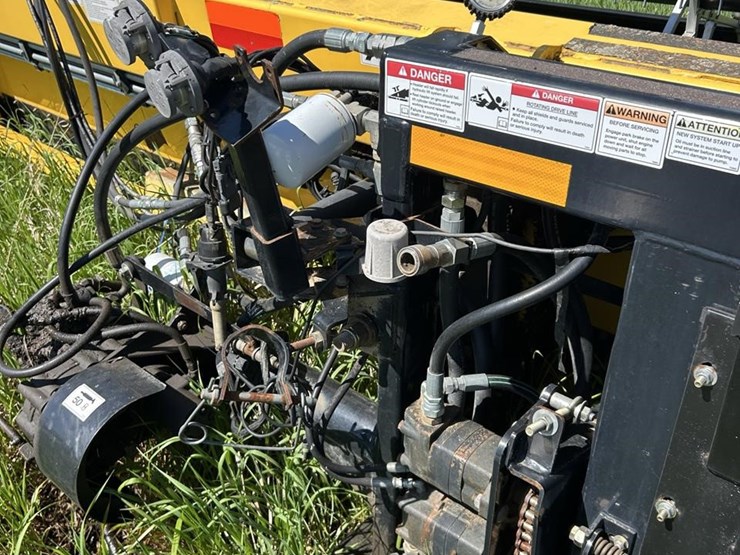 2007-new-holland-88c-image-18
